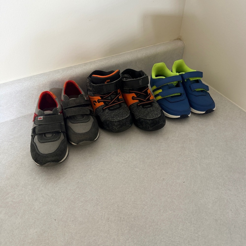Toddler Boys Sneaker Bundle Adidas Charly Coqueta Size 9 10 Multi Color 3 Pairs
